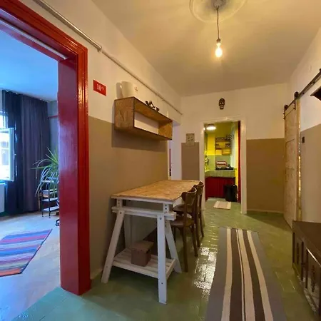 Artistic, Full Apt In Old Town Lejlighed